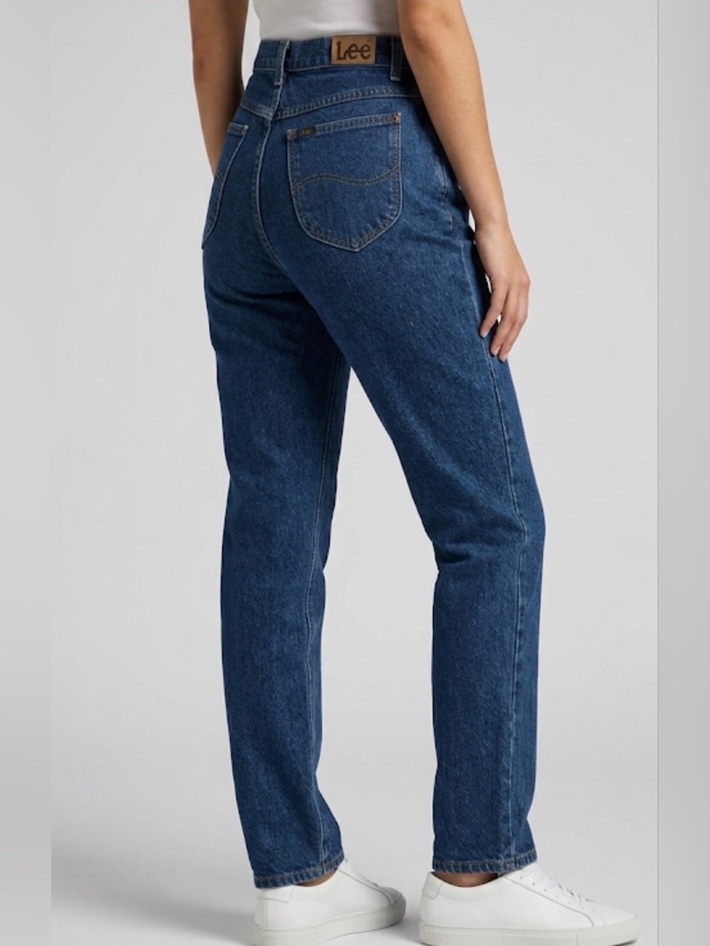 Lee Women's Dark Blue Denim Jeans Vintage Size M High Waist